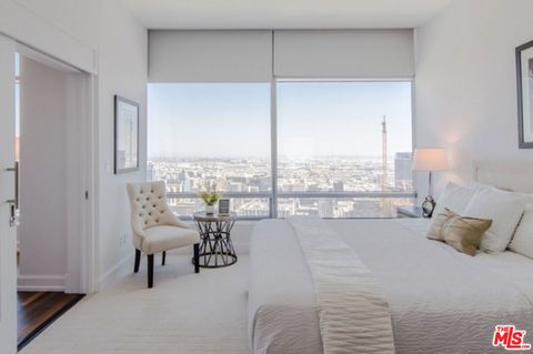 Photo of 900 W Olympic Boulevard #39E, Los Angeles, CA 90015 (MLS # 26648889)