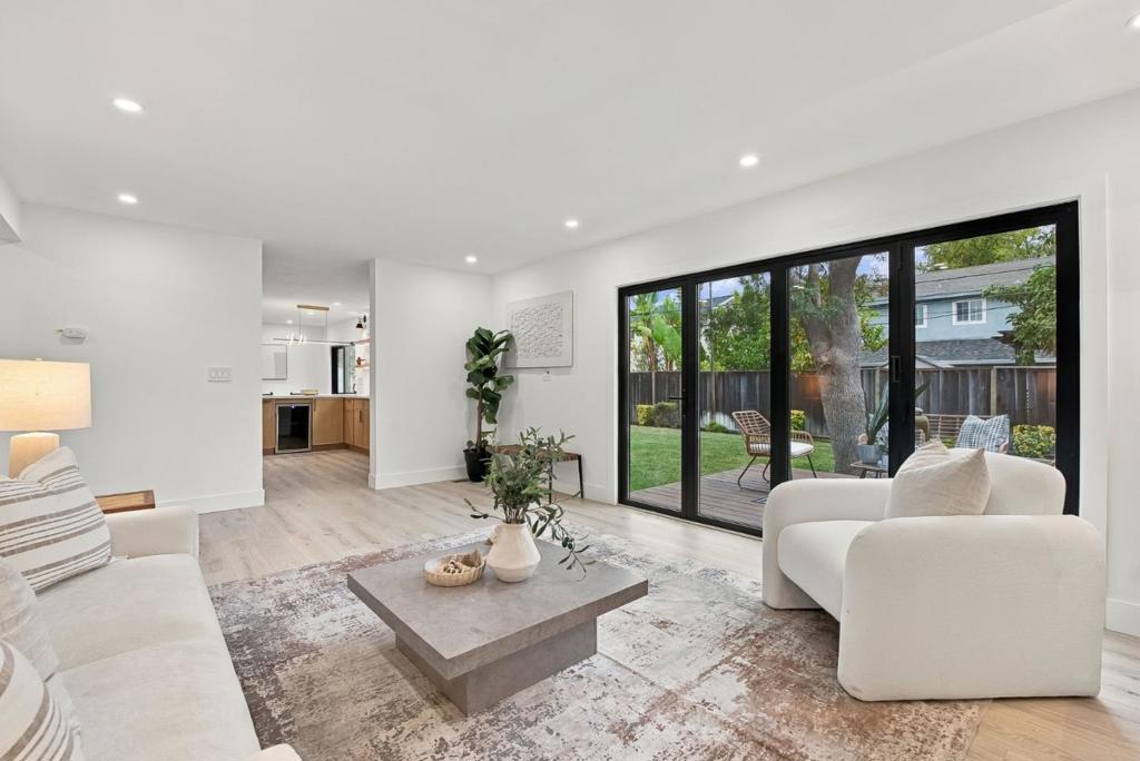 1109 Wunderlich Drive