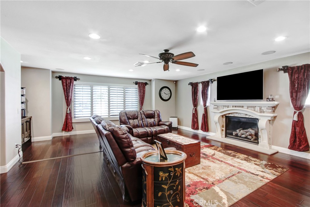 533 Woodhaven Court