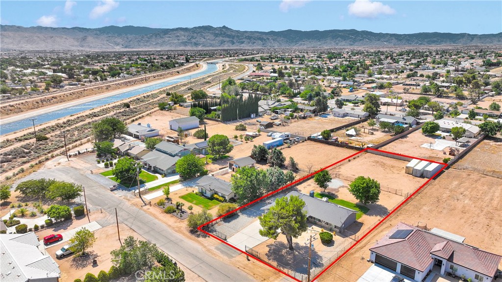 Properties 2 14947 Larch Street