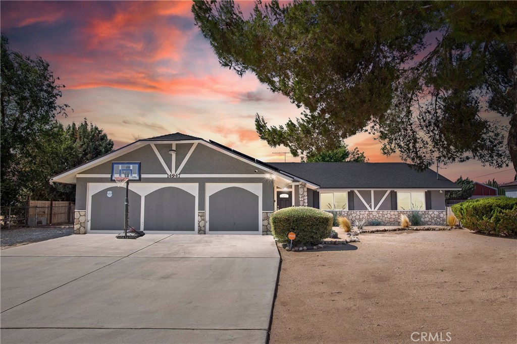 Properties 1 14947 Larch Street