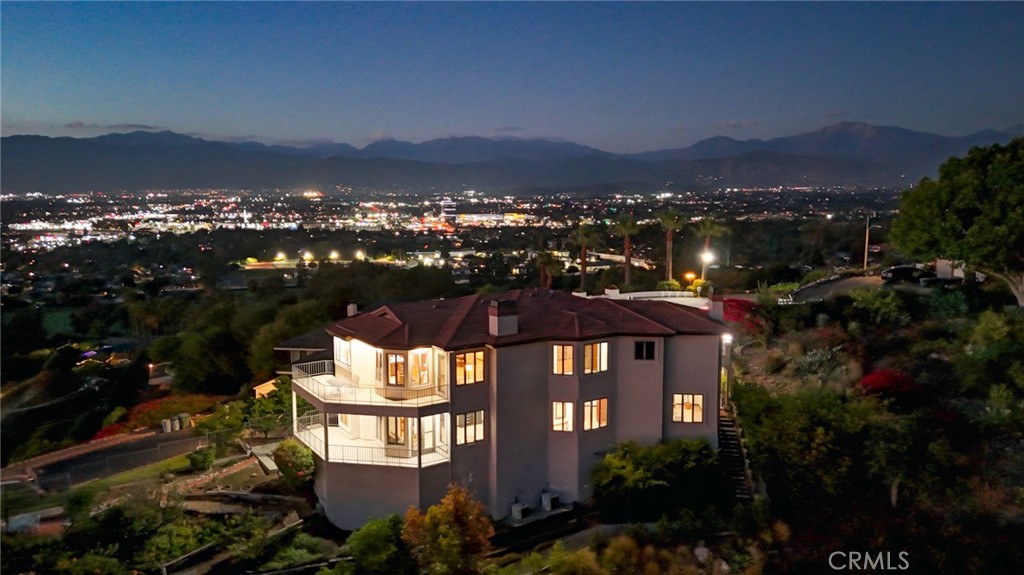 2828 Far View Lane