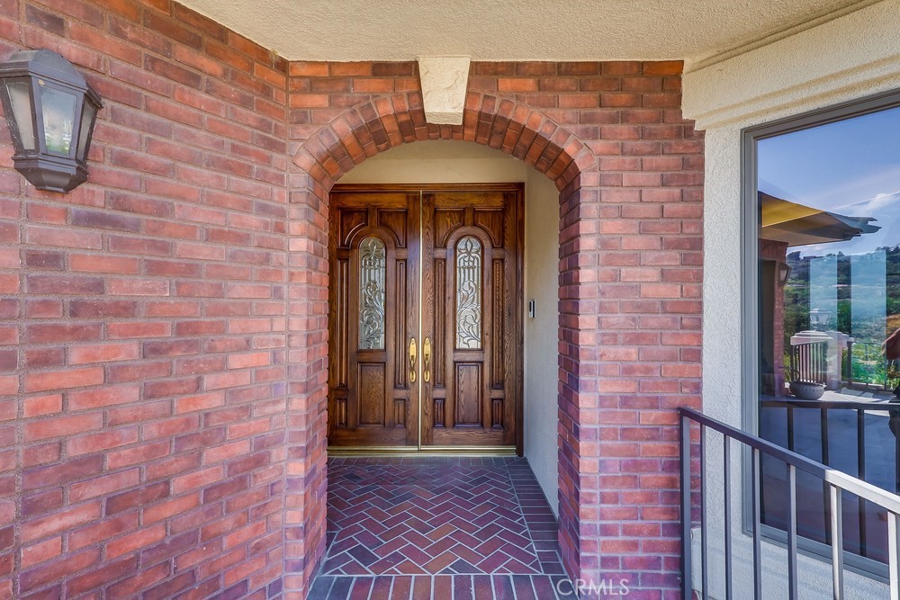 2828 Far View Lane