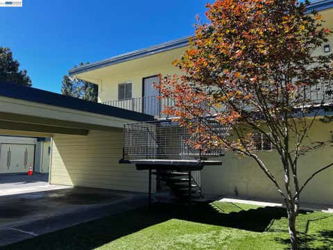 Photo of 36976 Mulberry St St, Newark, CA 94560 (MLS # 41143173)