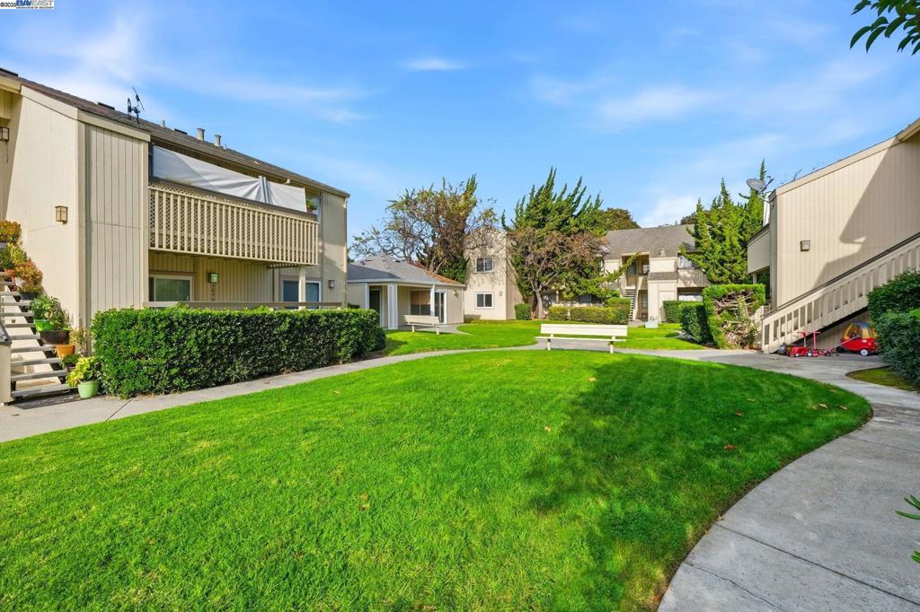 CENTERVILLE - Residential