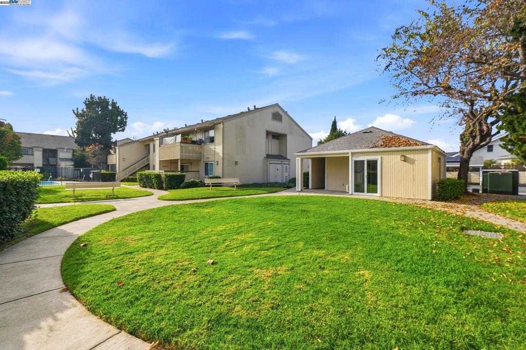 CENTERVILLE - Residential