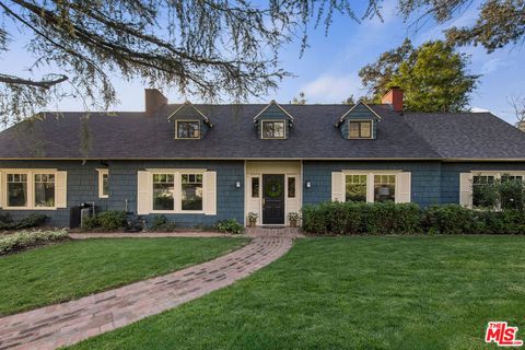 2555 N Altadena Drive Altadena CA 91001