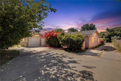 Photo of 19000 Strathern ST, Reseda, CA 91335 (MLS # GD26205556)