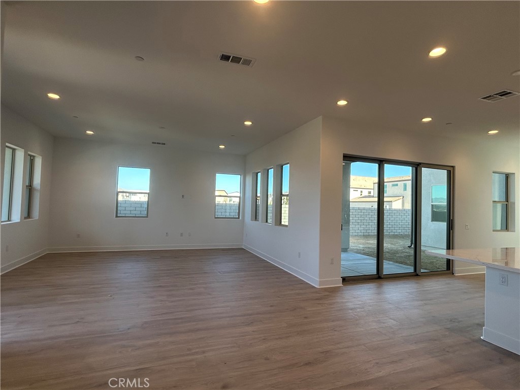 27333 Creekwood Lane