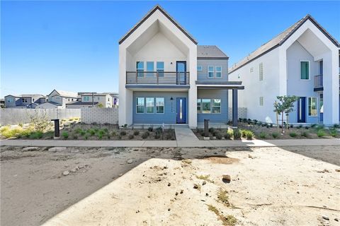 27333 Creekwood Lane Valencia CA 91381