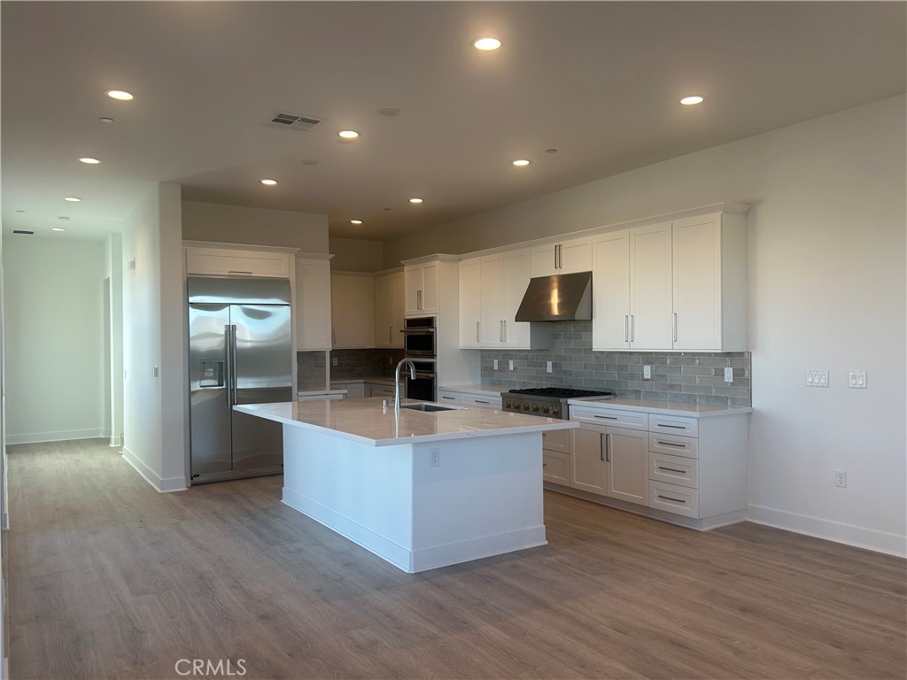 27333 Creekwood Lane