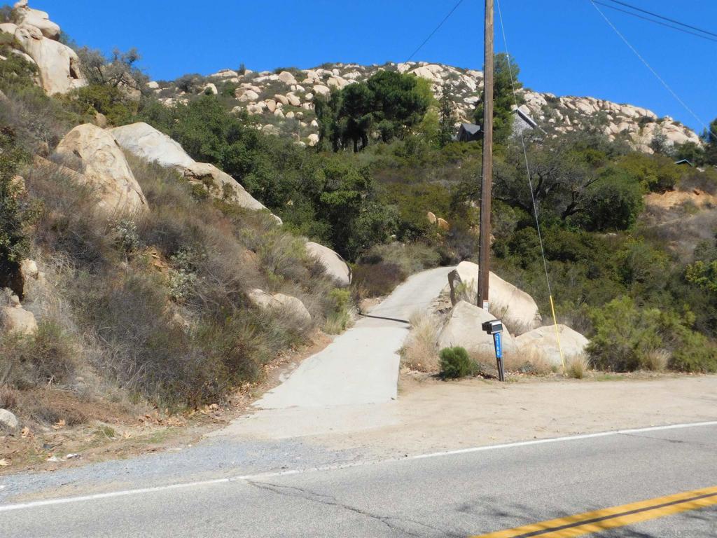 Honey Springs Rd