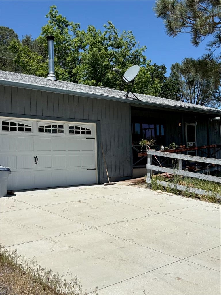 11889 Highway 155