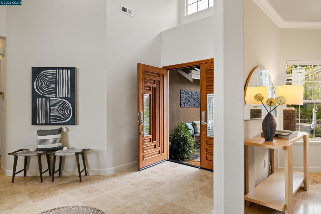 NORTHRIDGE - Residential