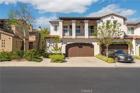 Photo of 18951 Kentucky Downs Ln Ln, Yorba Linda, CA 92886 (MLS # TR26052790)