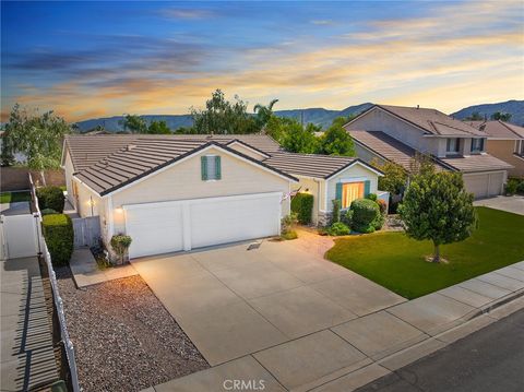 Photo of 41972 Trinity River Way, Murrieta, CA 92562 (MLS # SW26083503)