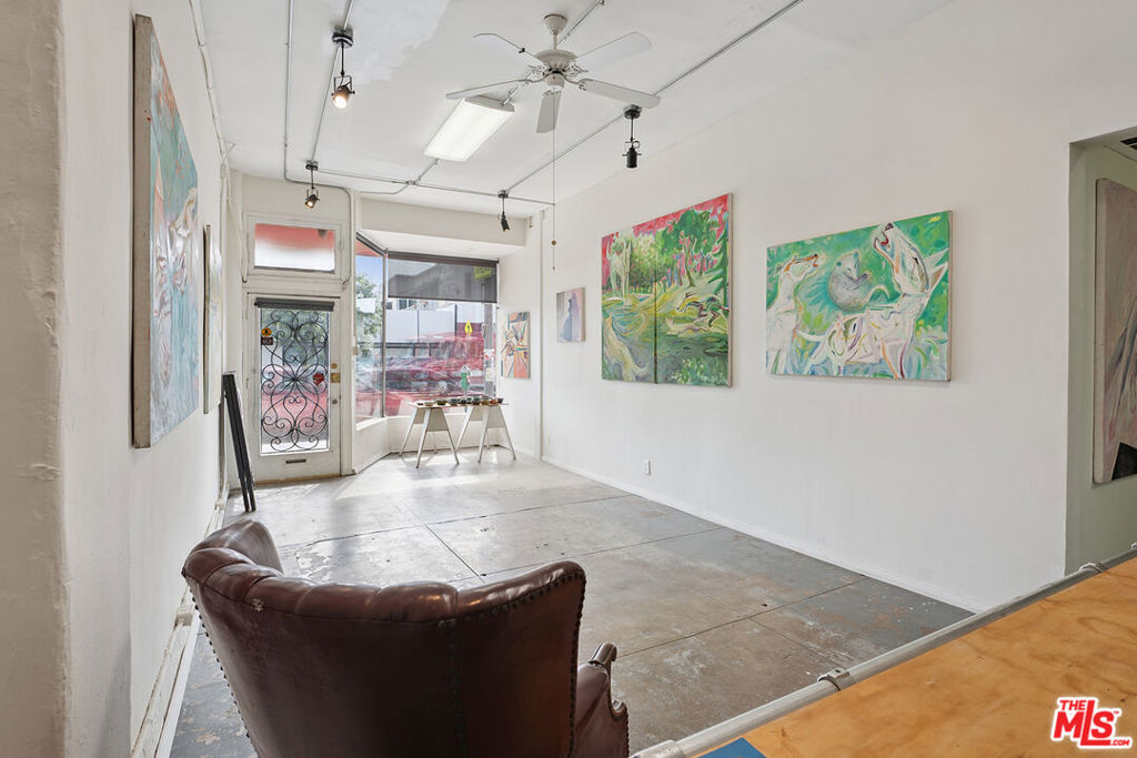 2847 S Robertson Boulevard