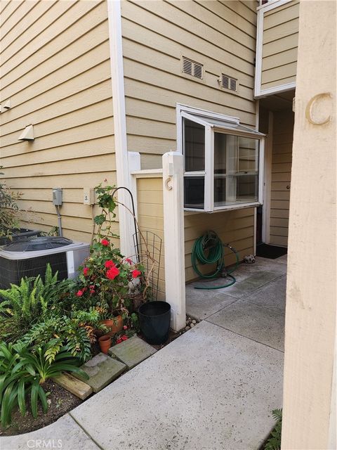 Photo of 3660 S Bear #C St, Santa Ana, CA 92704 (MLS # OC26065206)