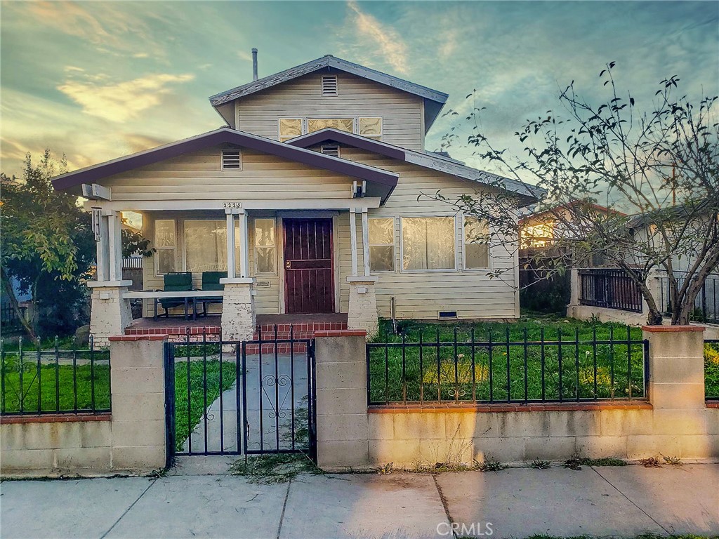 2225 Olive Avenue