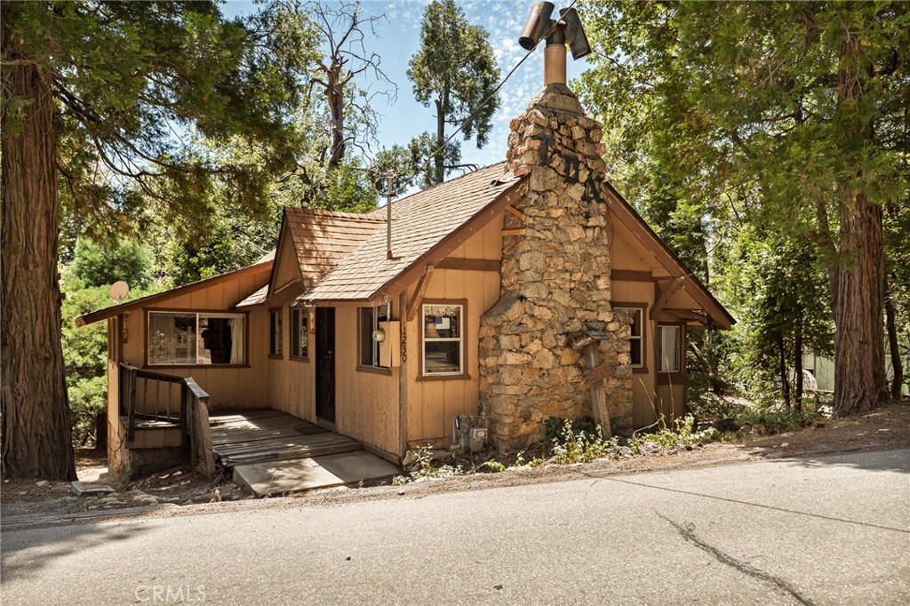1230 Bear Springs Road