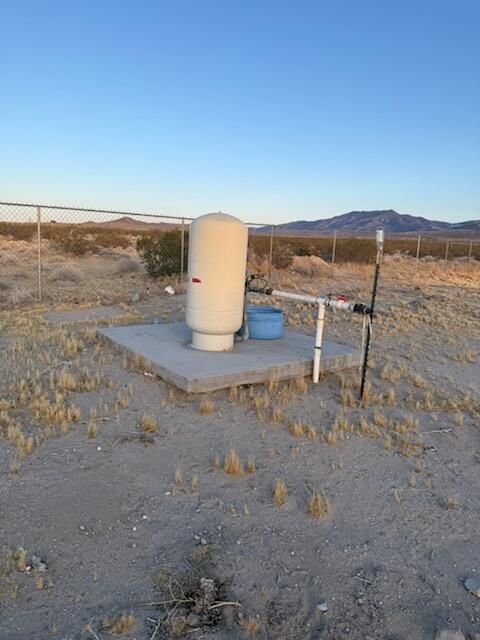 Photo of 3 Foothill Road, Lucerne Valley, CA 92356 (MLS # 219148386DA)