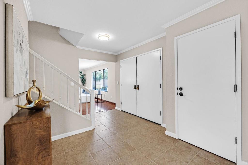 674 Canterbury Place