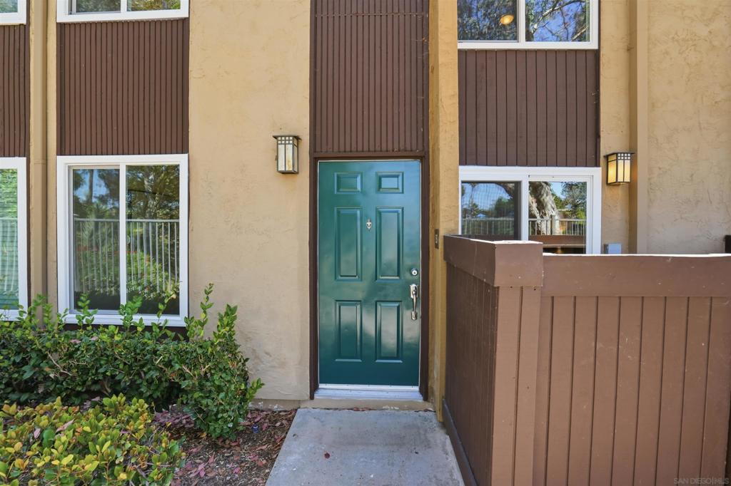 3454 Castle Glen Dr. DR 151, San Diego CA 92123