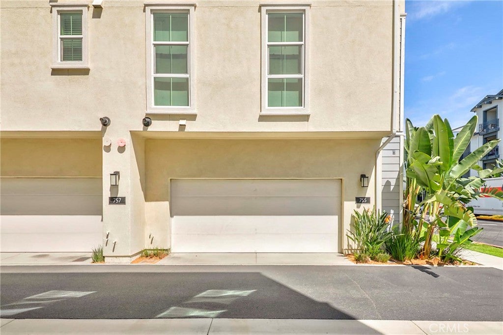 755 S Mosaic Street