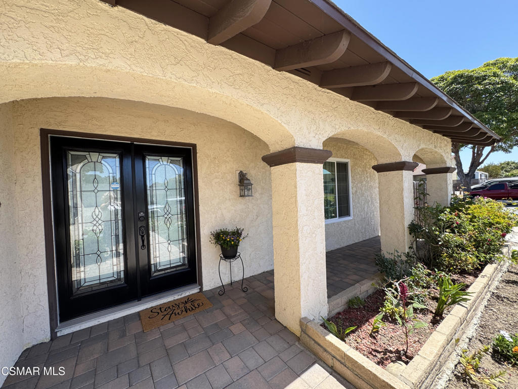 2401 El Portal Way