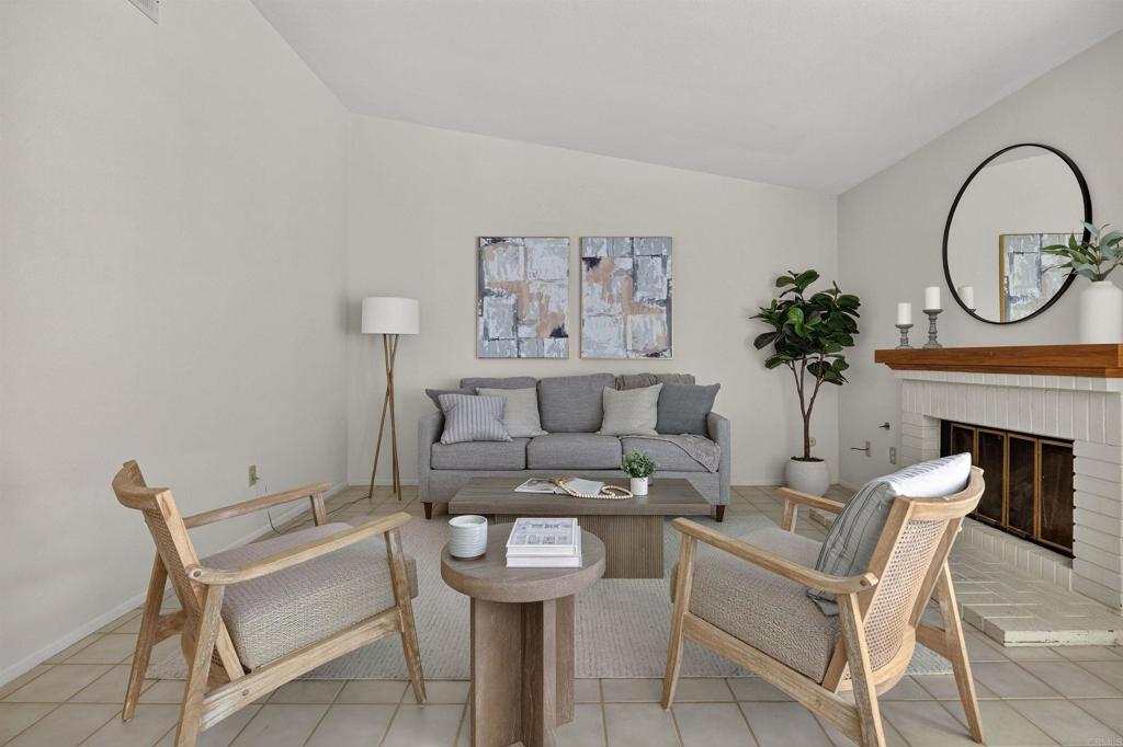 13025 Avenida Marbella