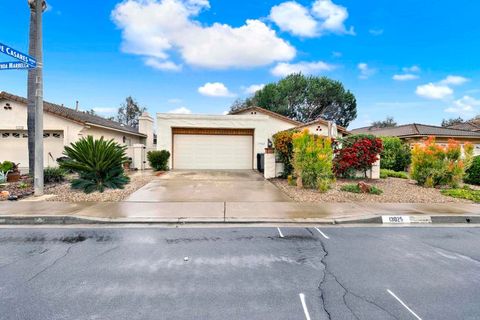 13025 Avenida Marbella San Diego CA 92128