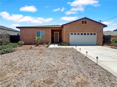 Photo of 756 S 8th ST, Colton, CA 92324 (MLS # CV26129955)
