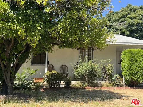 7725 Nestle Avenue, Reseda, CA 91335 - MLS#: 25588515