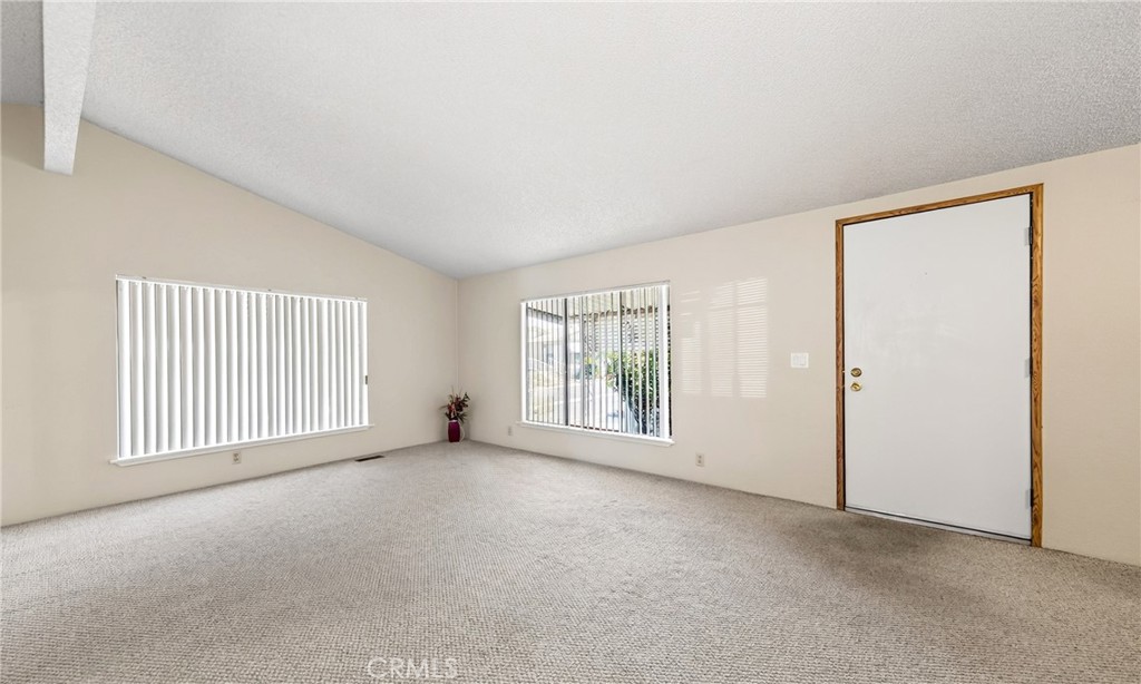 1300 W Menlo Avenue 188