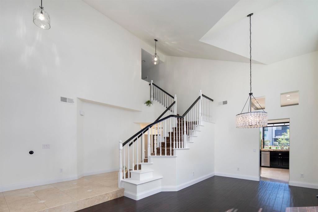 14025 Chestnut Hill Lane