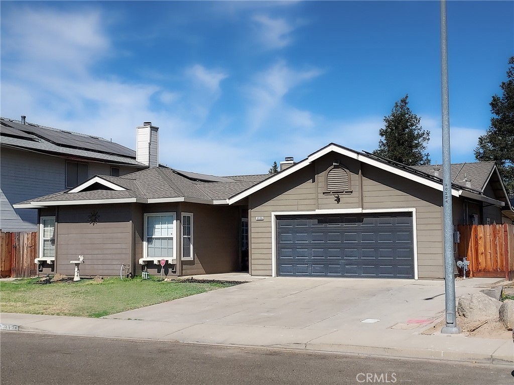 Welcome home to this wonderful home in east shaffer lakes. split floor plan with 4 bedrooms and two baths. master suite with double sinks and large walk in closet. Built in office space, covered back patio perfect for entertaining. Equipped with solar to keep energy costs low. Close to shopping and school in a well established neighborhood.