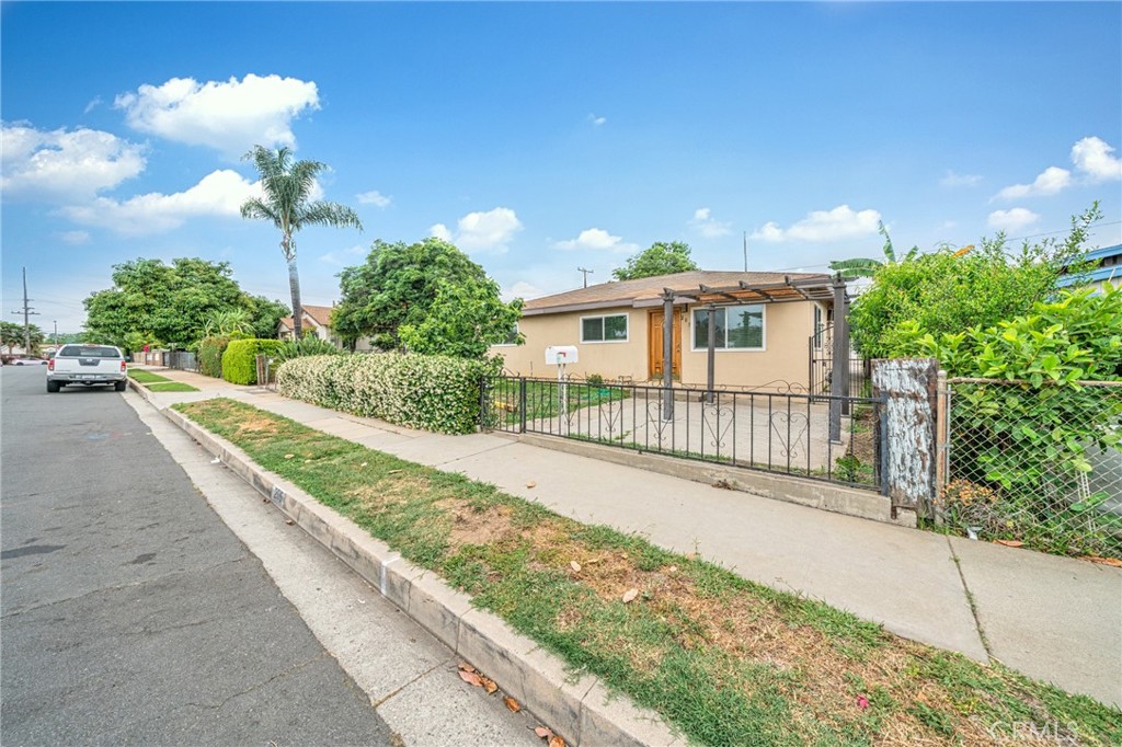 205 Sunset Avenue