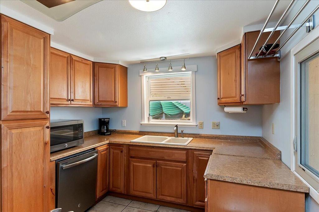 Ramon Mobile Park - Manufactured In Park