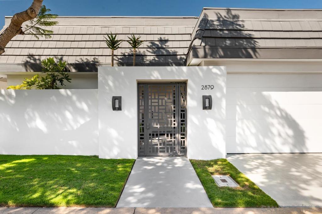2879 Caminito Merion