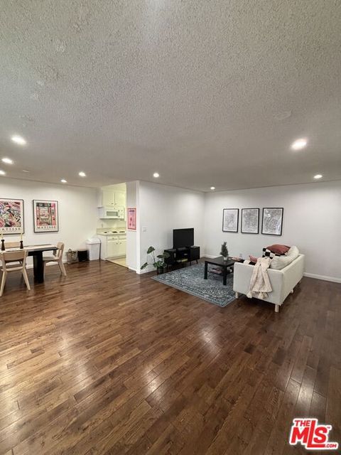Photo of 2803 Arizona Avenue #5, Santa Monica, CA 90404 (MLS # 26633465)