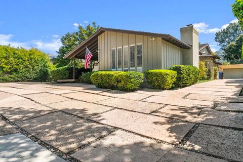 Photo of 2315 Avenida De La Playa, La Jolla, CA 92037 (MLS # 250042633SD) Photo of 2315 Avenida De La Playa, La Jolla, CA 92037 (MLS # 250042633SD)
