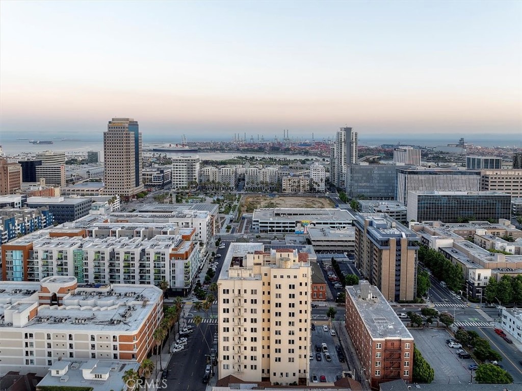 315 W 3rd Street 301