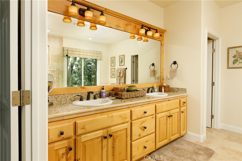 Arrowhead Woods (AWHW) - Residential