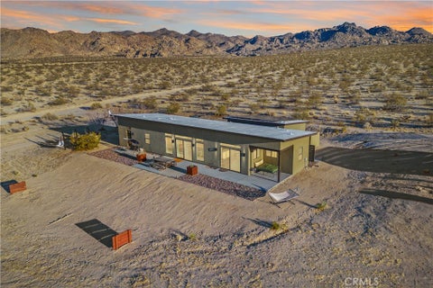 Photo of 7190 Lawrence Avenue, Joshua Tree, CA 92252 (MLS # OC26047904)