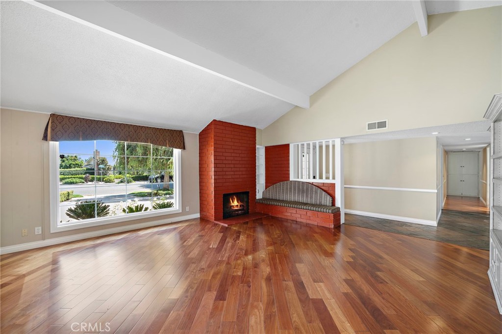 11121 Kensington Road