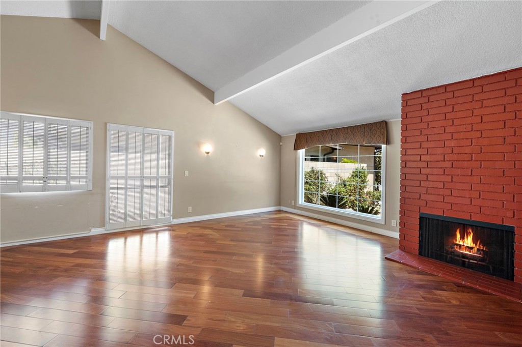 11121 Kensington Road
