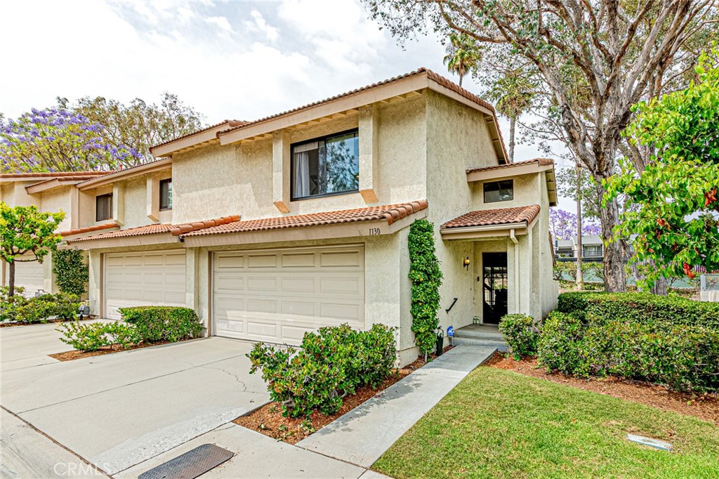 THIS BEAUTIFULLY UPGRADED HOME WITH 2 BEDROOMS + LARGE LOFT ( CAN BE 3rd BEDROOM) AND 2.5 BATHROOMS IN DESIRABLE MALVERN CREEK COMMUNITY ( END UNIT & FACE SOUTH ).LIGHT & BRIGHT LIVINGROOM FEATURES CATHEDRAL CEILING AND VIEW TO THE PATIO.BAYWINDOW
AND EXTRA CABINETS AT DINING ROOM.STEPS AWAY FROM AMPLE QUEST PARKING SPACE.
GORGEOUS HARDWOOD AND TILE FLOOR RUN THROUGHOUT WELL MAINTAINED HOME.
MASTER BEDROOM HAS HIGH CEILING AND WALK-IN CLOSET. SHORT DISTANCE TO TOP RATED SCHOOLS INCLUDING ROBERT FISLER ELEMENTARY AND JUNIOR HIGH & SUNNY HILLS HIGH SCHOOL.
THE NEARBY AMERIGE HEIGHTS SHOPPING CENTER OFFER DINING & SHOPPING & ENTERTAINMENT.
ENJOY THE COMMUNITY'S LUSH GREENBELTS & MATURE TREES.
HOA AMENITIES INCLUDING POOL & SPA & CLUBHOUSE.