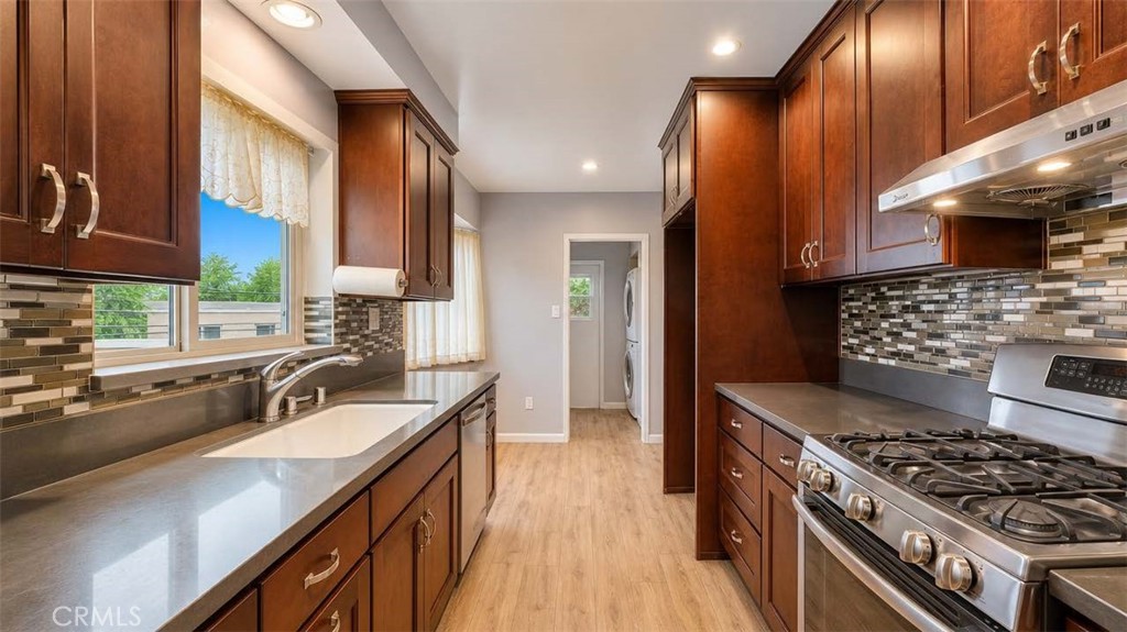 1031 Prospect