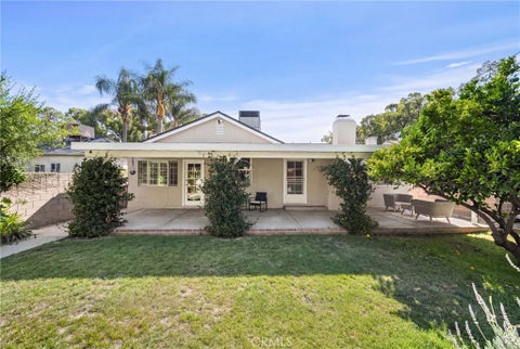 Tiny photo for 504 N Reese Place, Burbank, CA 91506 (MLS # GD26158161)