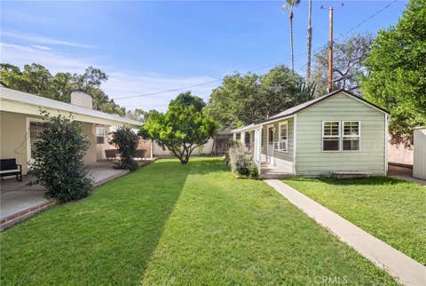 Tiny photo for 504 N Reese Place, Burbank, CA 91506 (MLS # GD26158161)